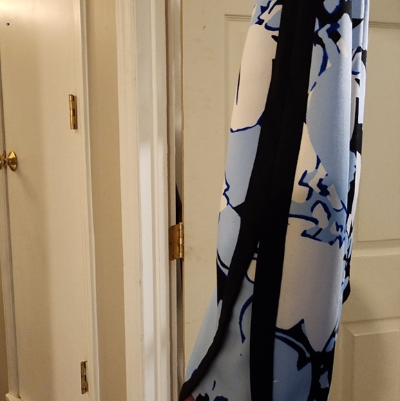 Vince Camuto Size 12 Dress - Picture 2 of 10